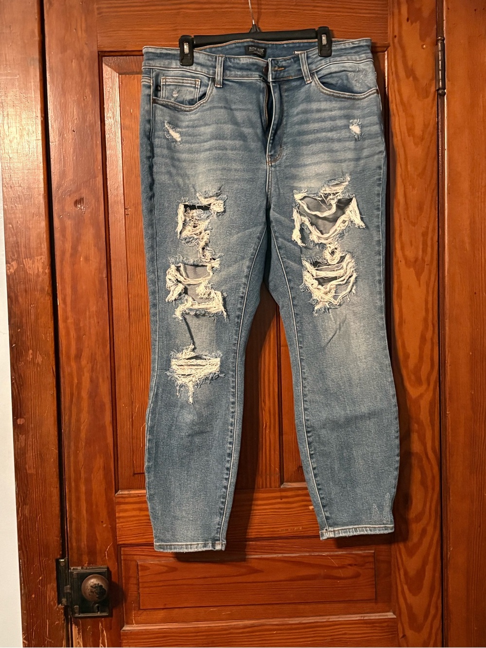 Judy Blue Light Blue Distressed Boyfriend Jeans